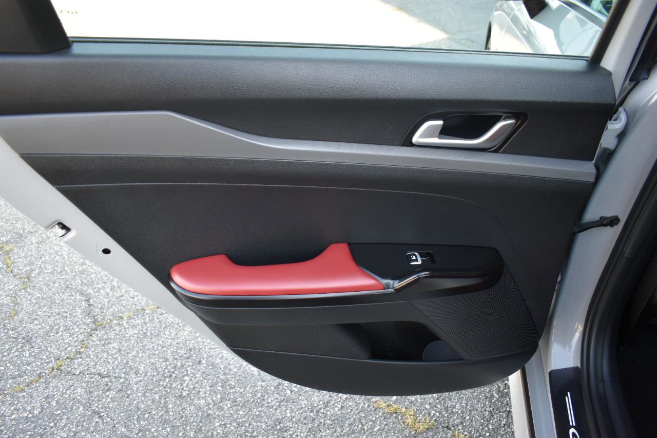 Used 2024 Kia K5 GT-Line FWD image 35