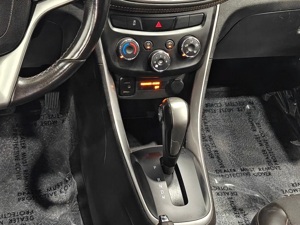 Used 2022 Chevrolet Trax LT w/ Driver Confidence Package AWD/4WD image 8