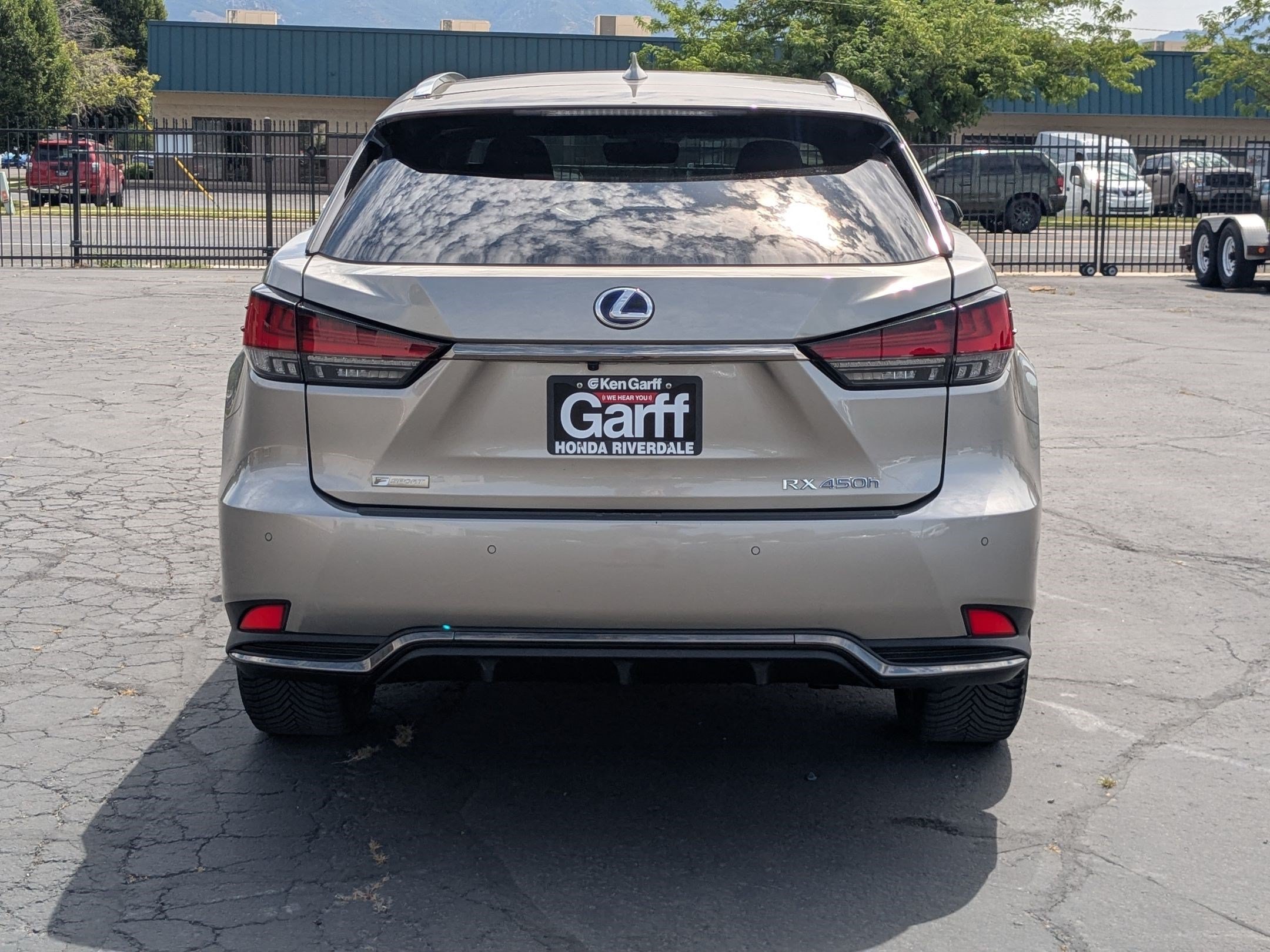 Used 2022 Lexus RX 450h F Sport w/ Cold Area Package (CT) AWD/4WD image 7