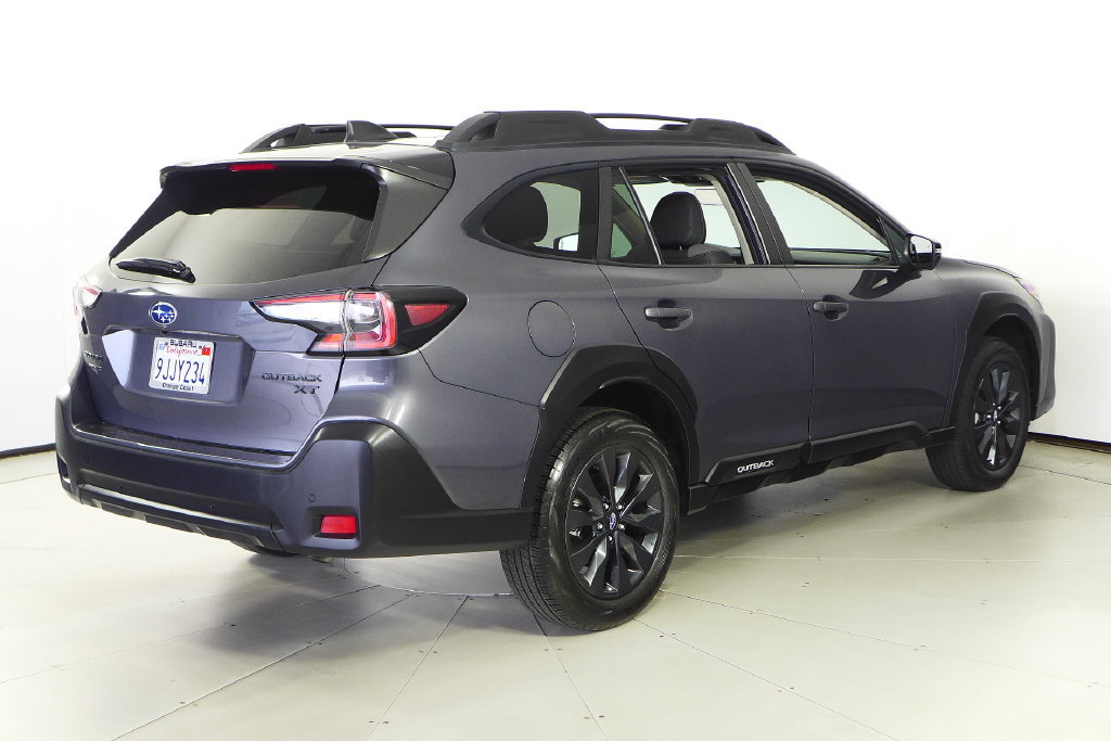 Certified 2024 Subaru Outback Onyx Edition XT AWD/4WD image 7