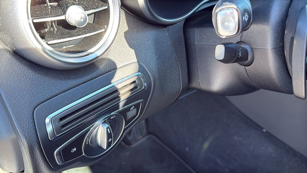 Certified 2021 Mercedes-Benz C 300 Sedan image 22