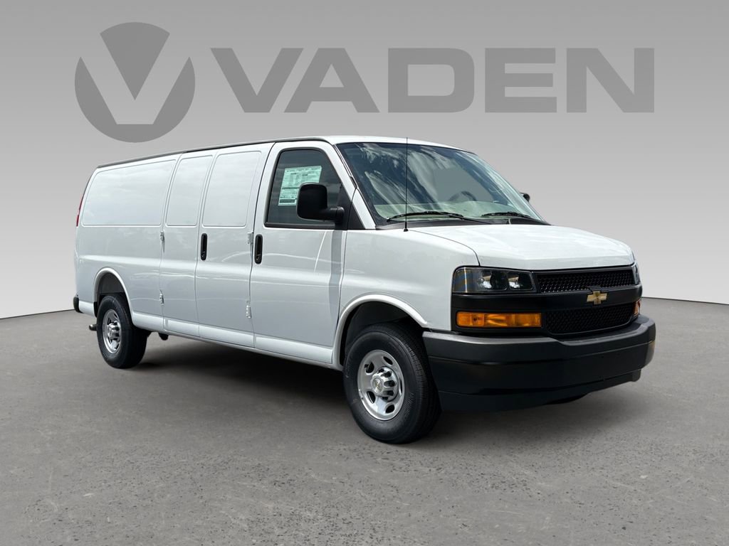 New 2026 Chevrolet Express 3500 Extended w/ Driver Convenience Package