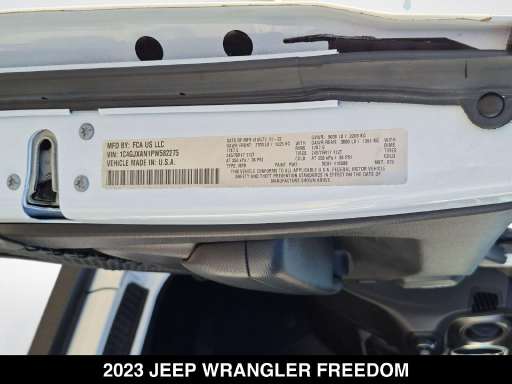Used 2023 Jeep Wrangler Sport AWD/4WD image 25