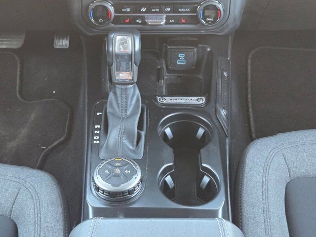 Used 2025 Ford Bronco Big Bend image 17