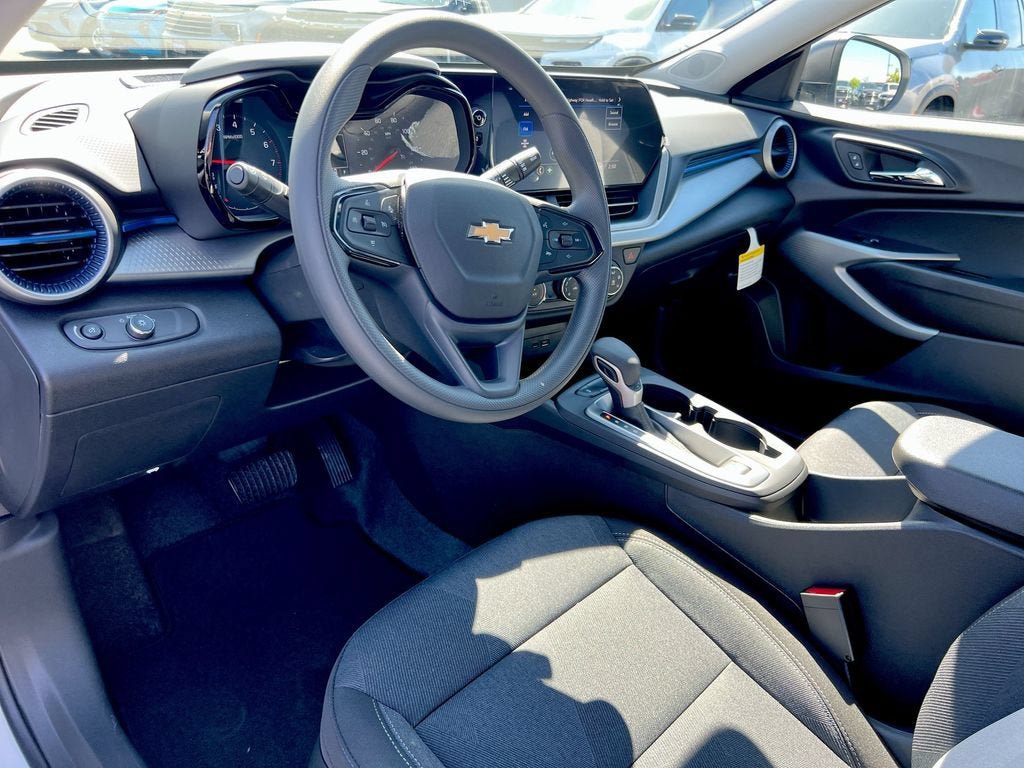 New 2026 Chevrolet Trax LS w/ Driver Confidence Package FWD image 10