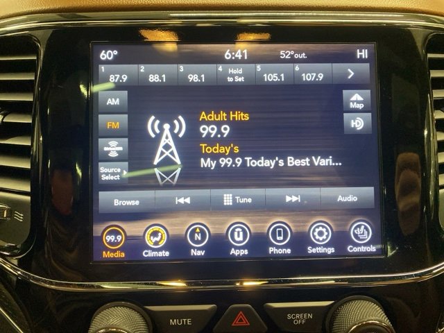 Used 2020 Jeep Grand Cherokee Summit image 22