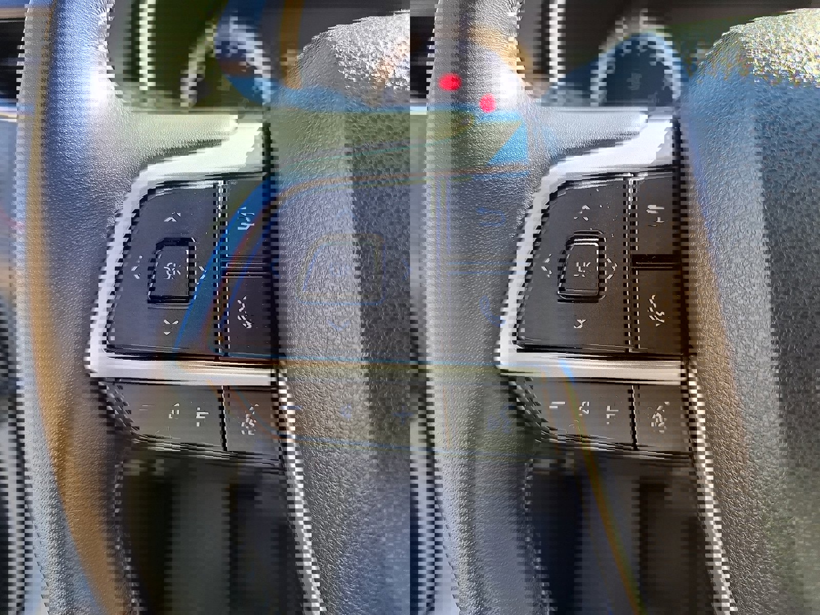 Used 2023 Toyota Highlander XSE AWD/4WD image 21