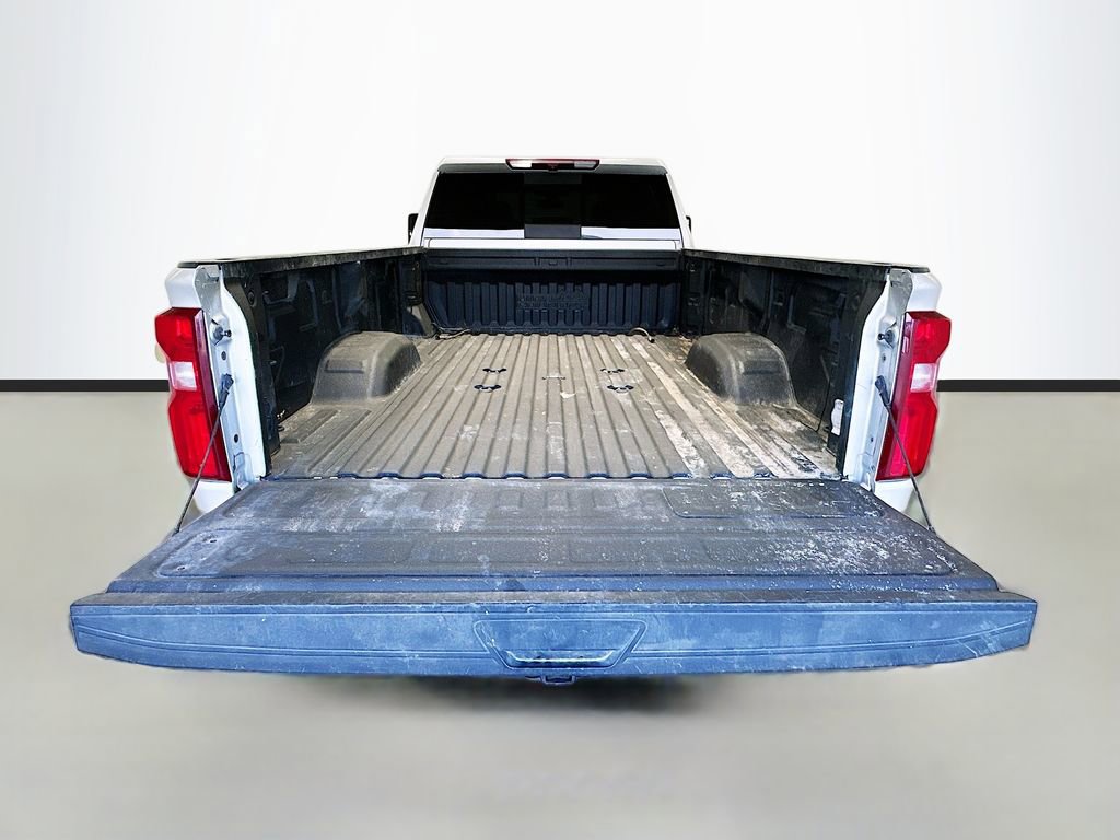 Used 2022 Chevrolet Silverado 3500 High Country w/ Safety Package II image 28