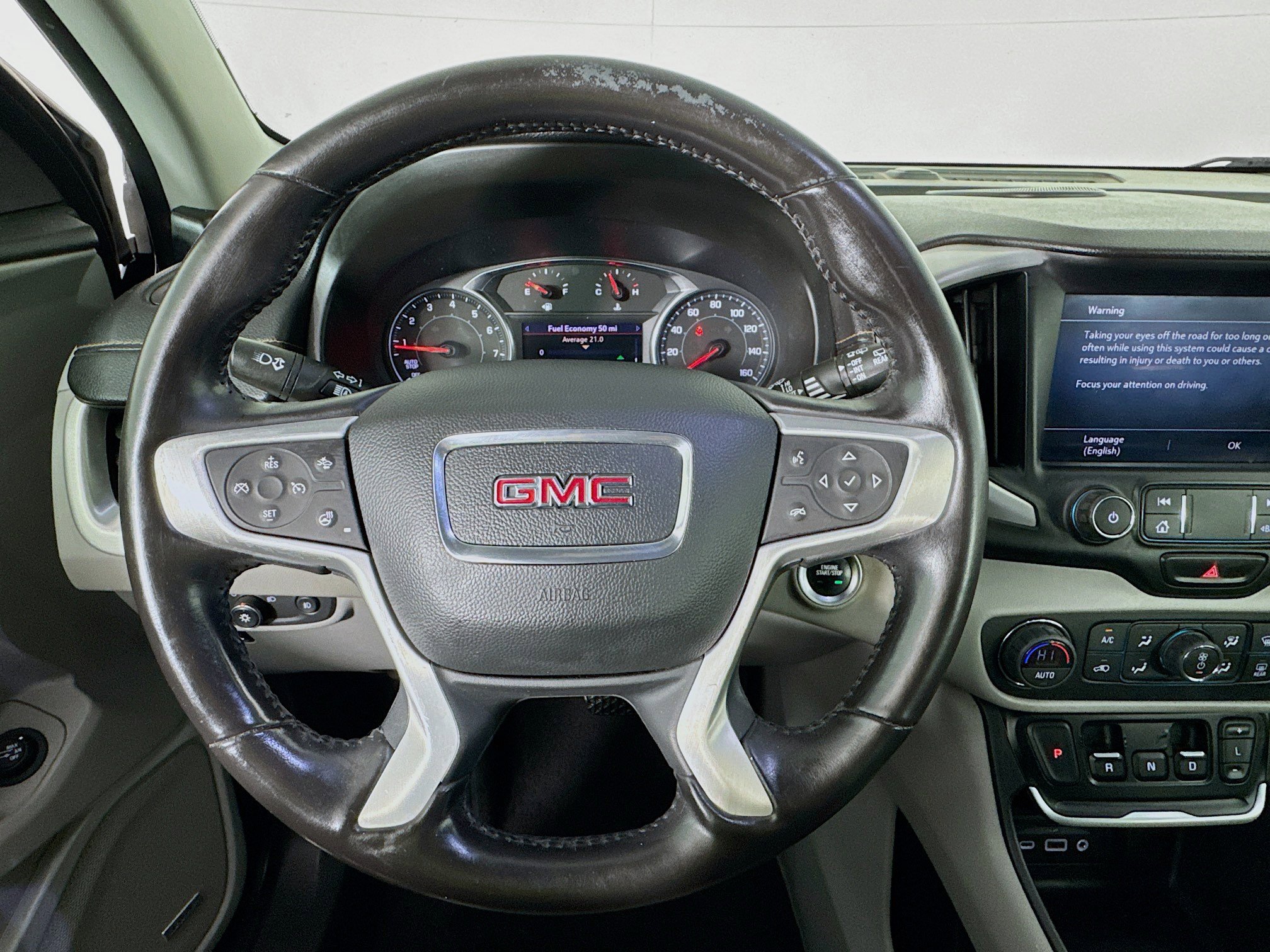 Used 2020 GMC Terrain SLT w/ Preferred Package image 11