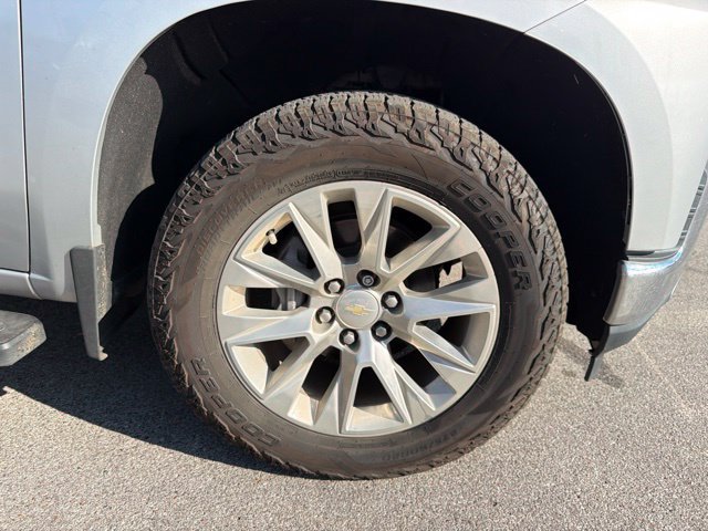 Used 2020 Chevrolet Silverado 1500 LTZ w/ LTZ Plus Package RWD image 24