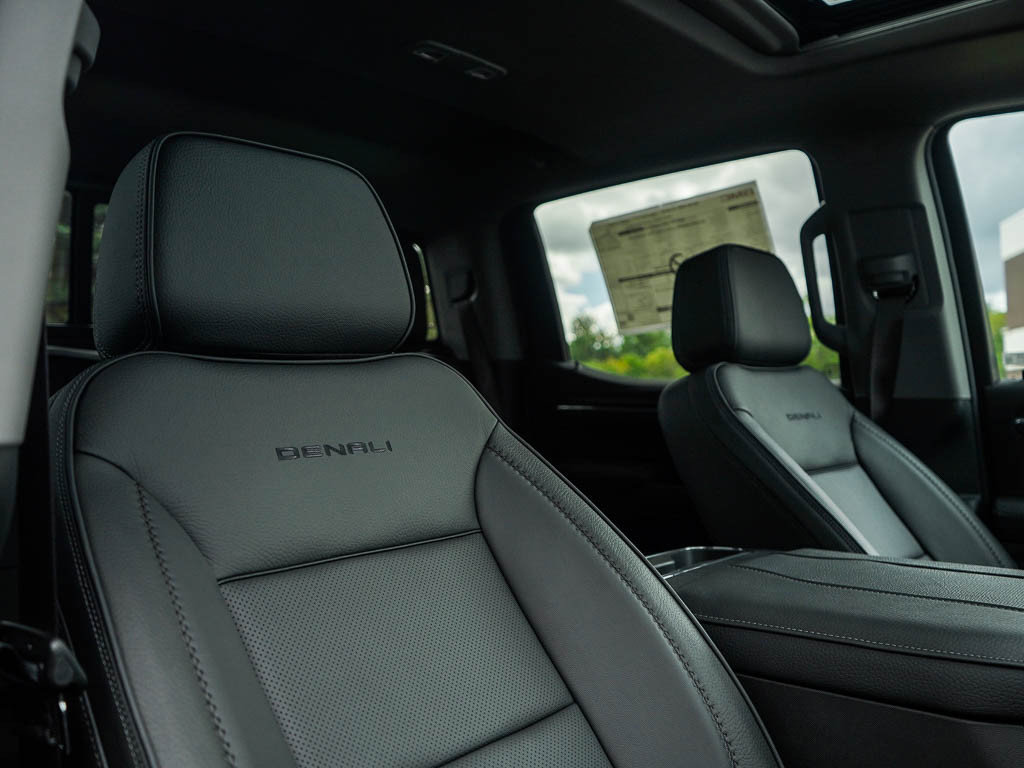 New 2026 GMC Sierra 1500 Denali AWD/4WD image 10