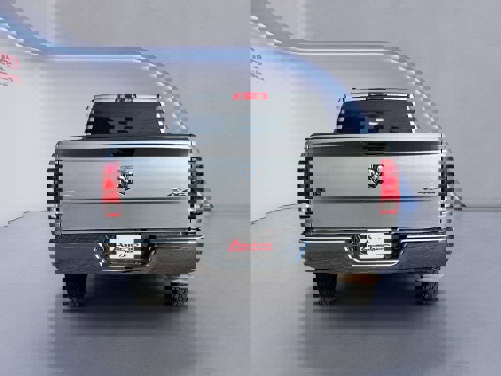 Used 2024 RAM 1500 Classic SLT image 4