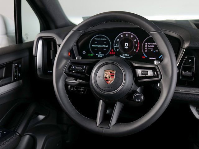 Certified 2026 Porsche Cayenne AWD/4WD image 15