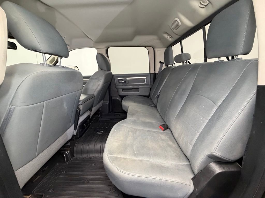 Used 2018 RAM 1500 SLT image 5