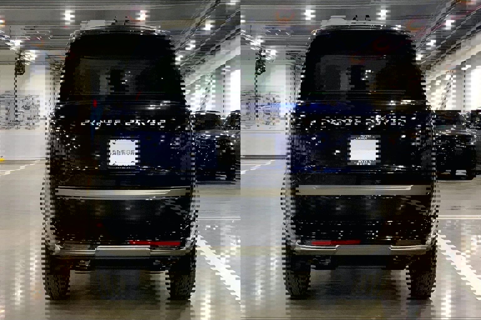 New 2026 Land Rover Range Rover SE image 4