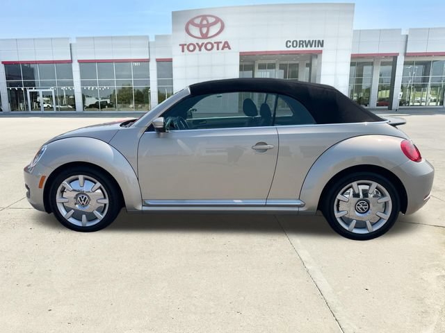 Used 2015 Volkswagen Beetle 1.8T FWD image 2