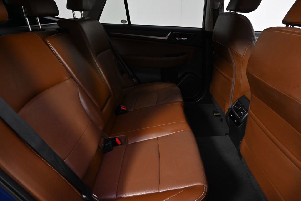 Used 2017 Subaru Outback 3.6R Touring w/ Popular Package #5A image 18