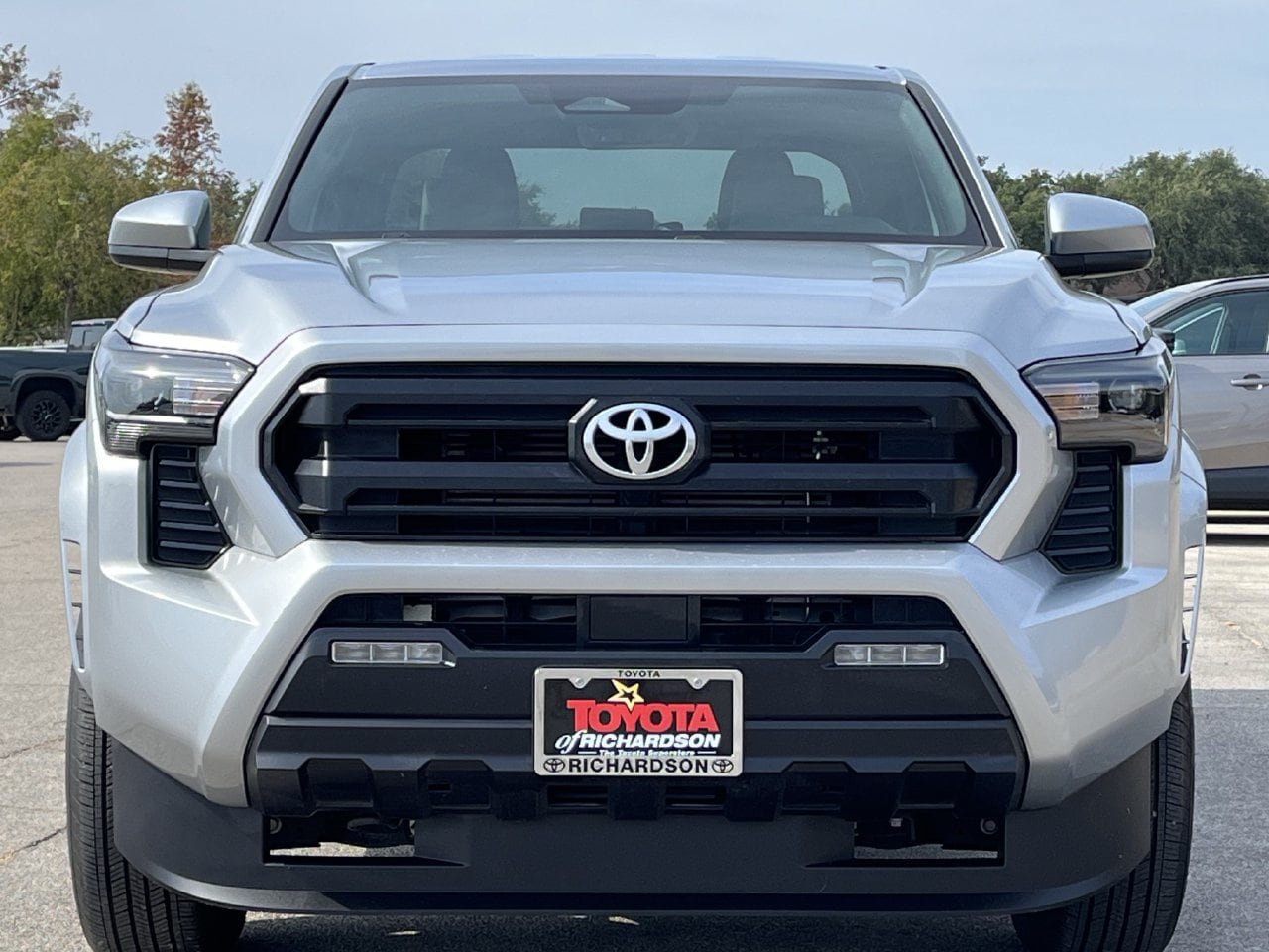 Used 2025 Toyota Tacoma SR5 RWD image 7