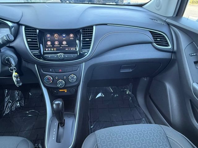 Used 2021 Chevrolet Trax LS FWD image 21