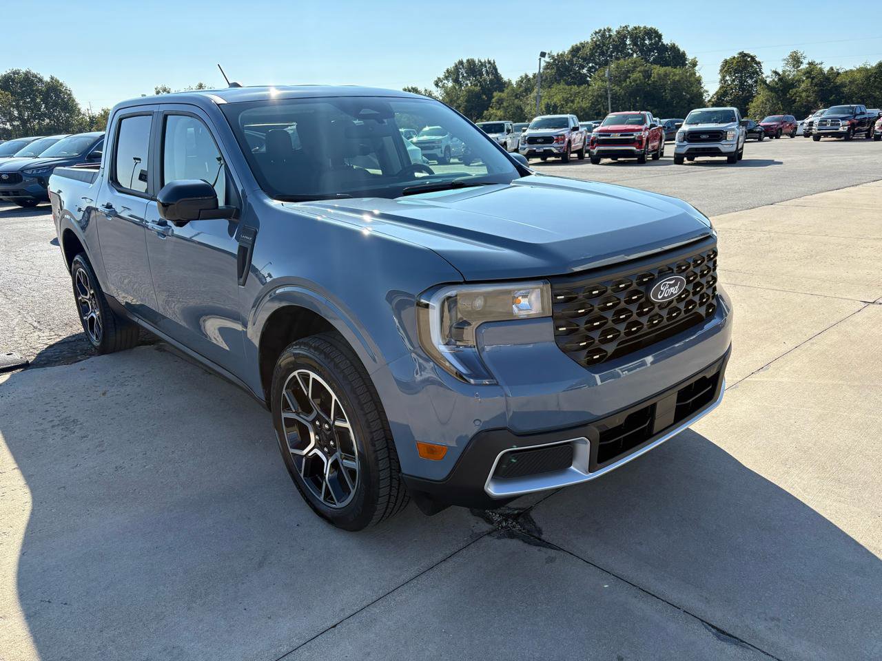 New 2025 Ford Maverick Lariat w/ 4K Tow Package image 1