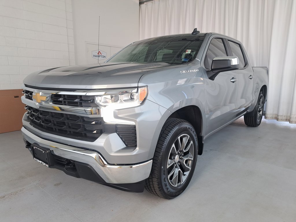 Used 2023 Chevrolet Silverado 1500 LT image 2