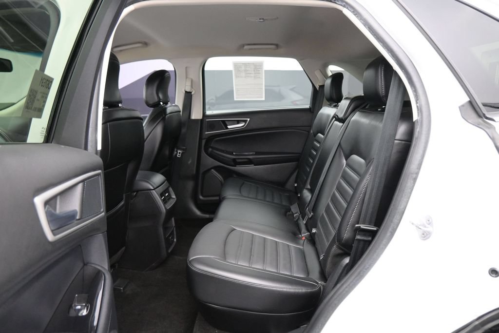 Used 2018 Ford Edge SEL w/ Equipment Group 201A FWD image 14