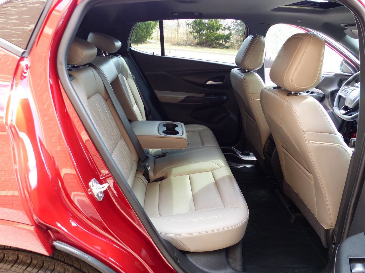 Used 2024 Buick Envista Avenir image 45