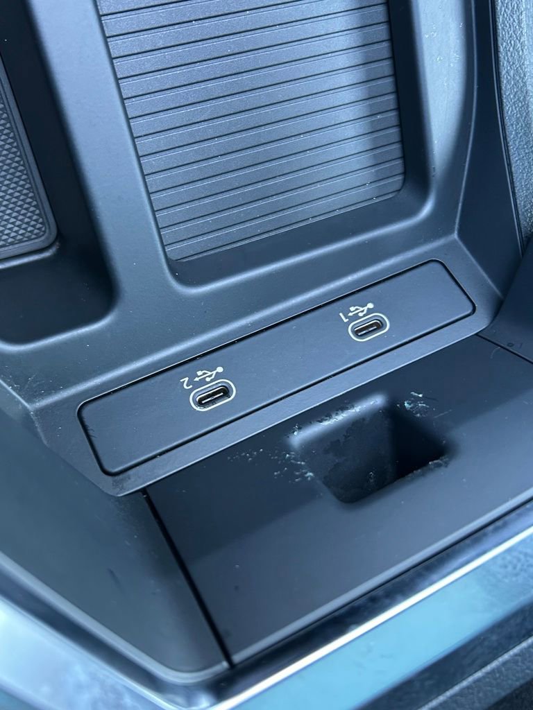 Used 2022 Audi e-tron Premium Plus w/ Premium Plus Package image 45