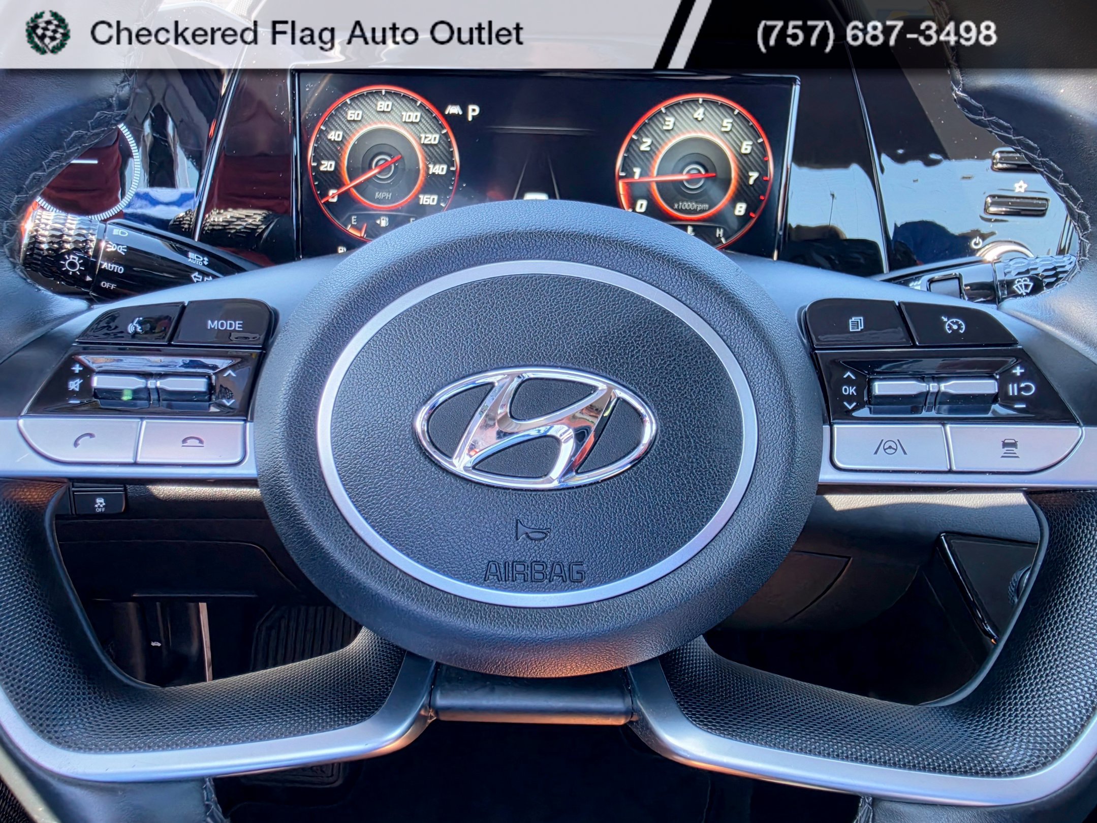 Used 2022 Hyundai Elantra SEL w/ Convenience Package FWD image 21