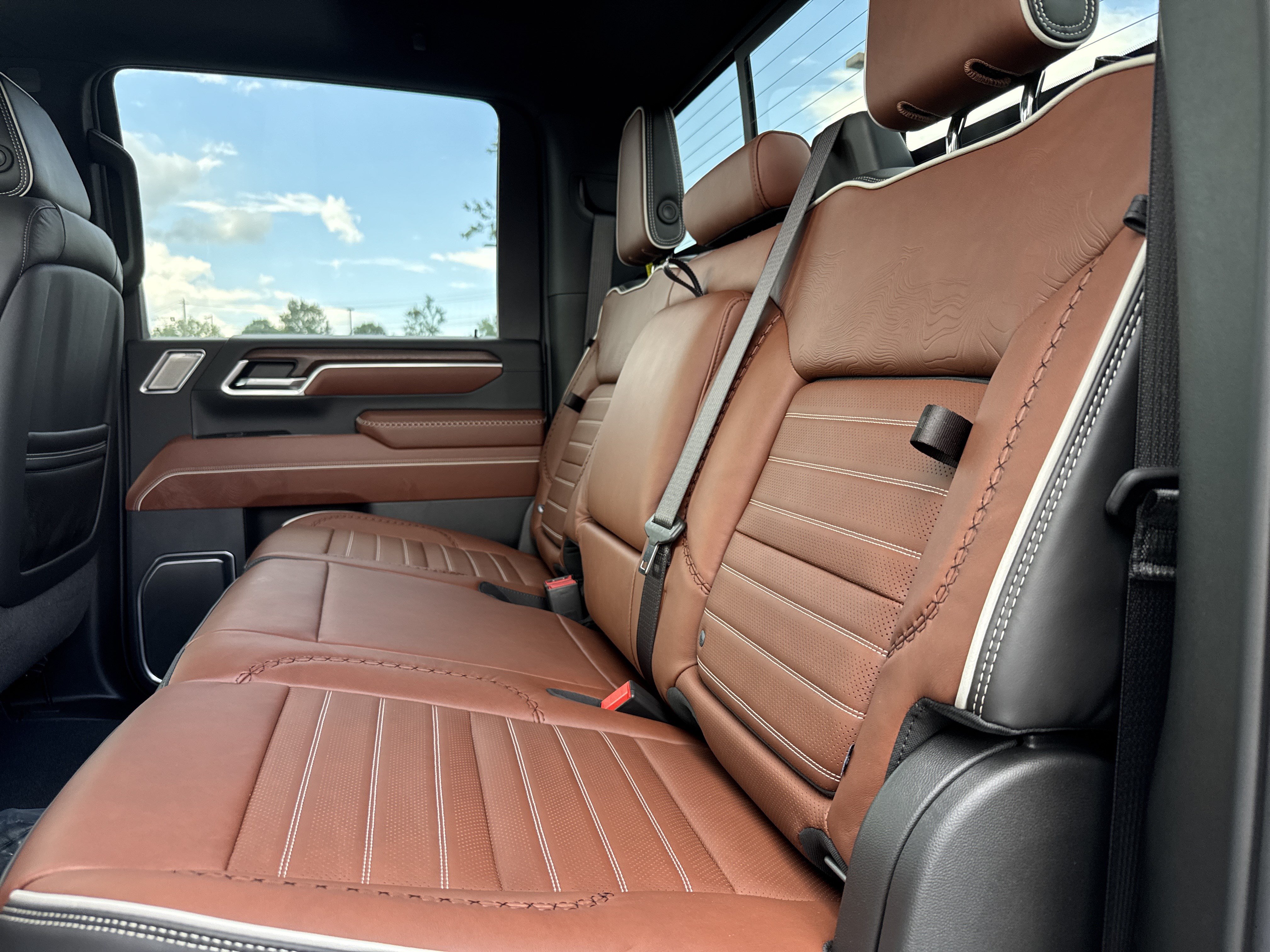 Used 2026 GMC Sierra 2500 Denali Ultimate AWD/4WD image 30