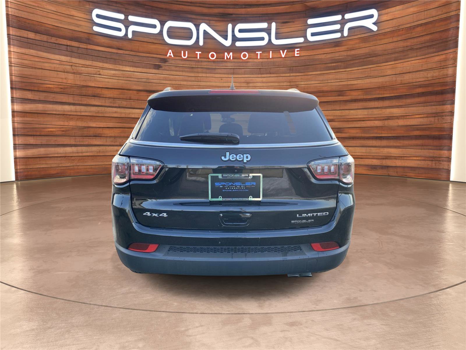 Used 2022 Jeep Compass Limited image 5