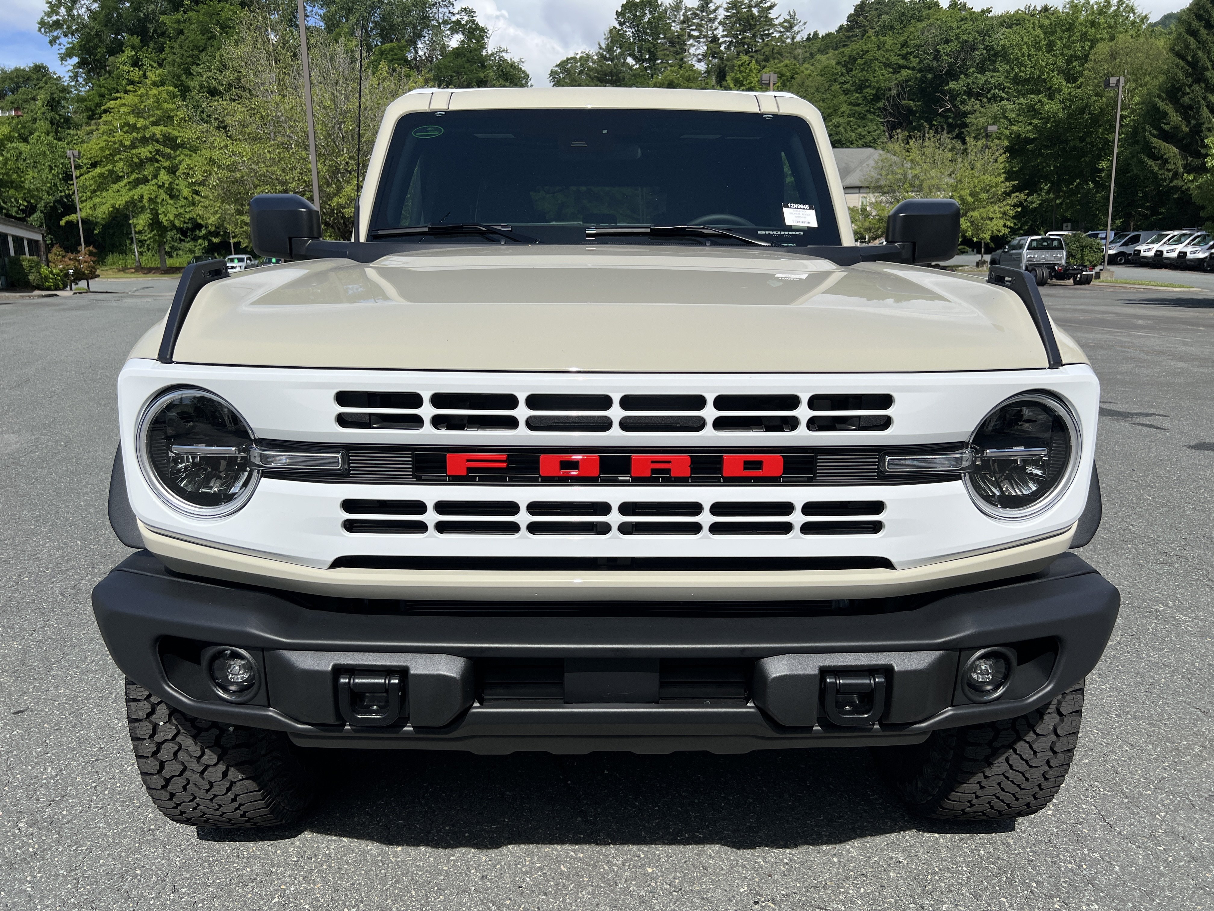 New 2026 Ford Bronco Heritage Edition AWD/4WD image 2