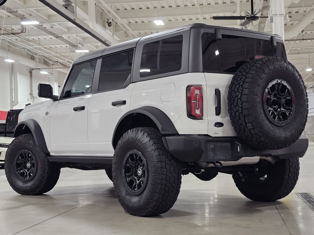 Used 2022 Ford Bronco Wildtrak image 18