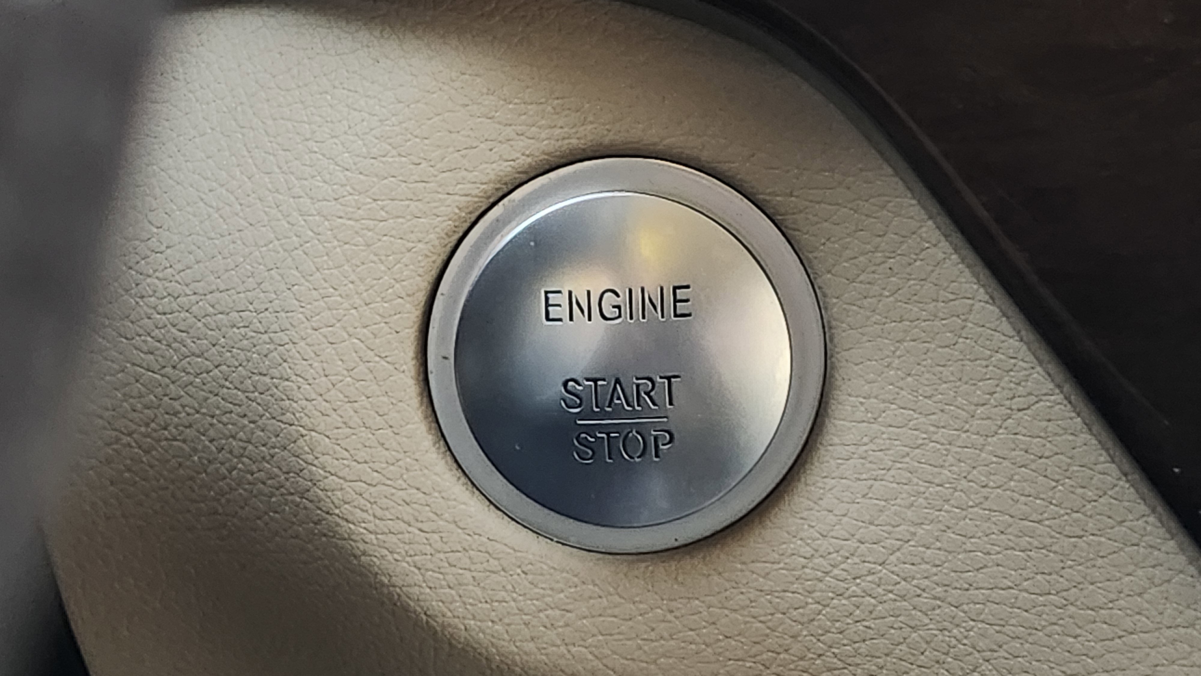 Used 2016 Mercedes-Benz GLE 350 4MATIC w/ Premium Package image 29