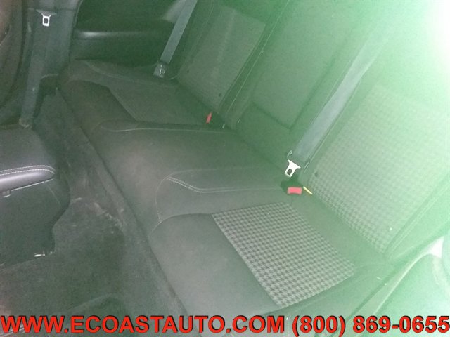 Used 2018 Dodge Challenger R/T w/ Driver Convenience Group RWD image 13