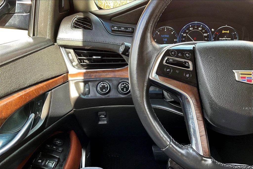 Used 2015 Cadillac Escalade Premium image 26