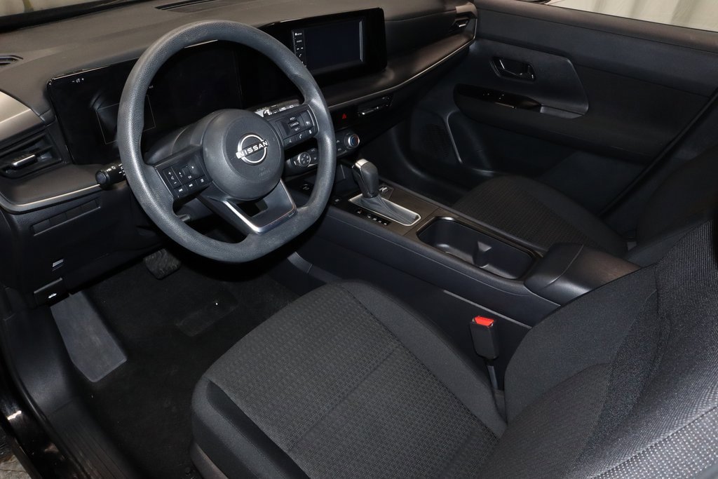 Certified 2025 Nissan Kicks S image 24