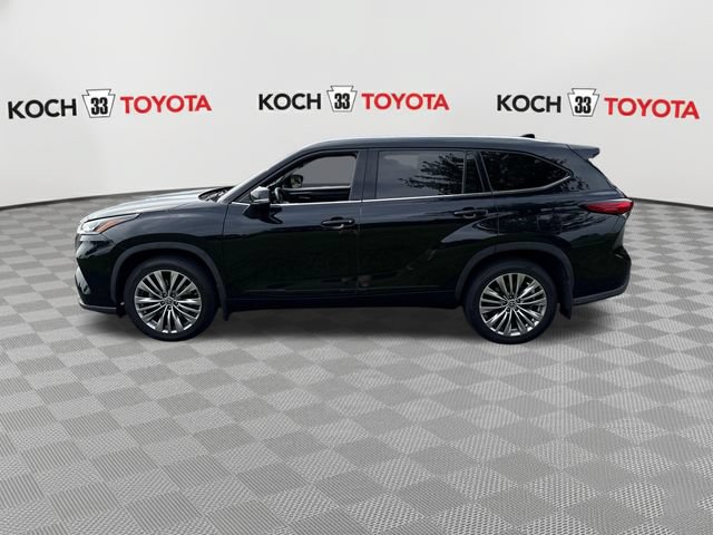 Used 2021 Toyota Highlander Platinum AWD/4WD image 4