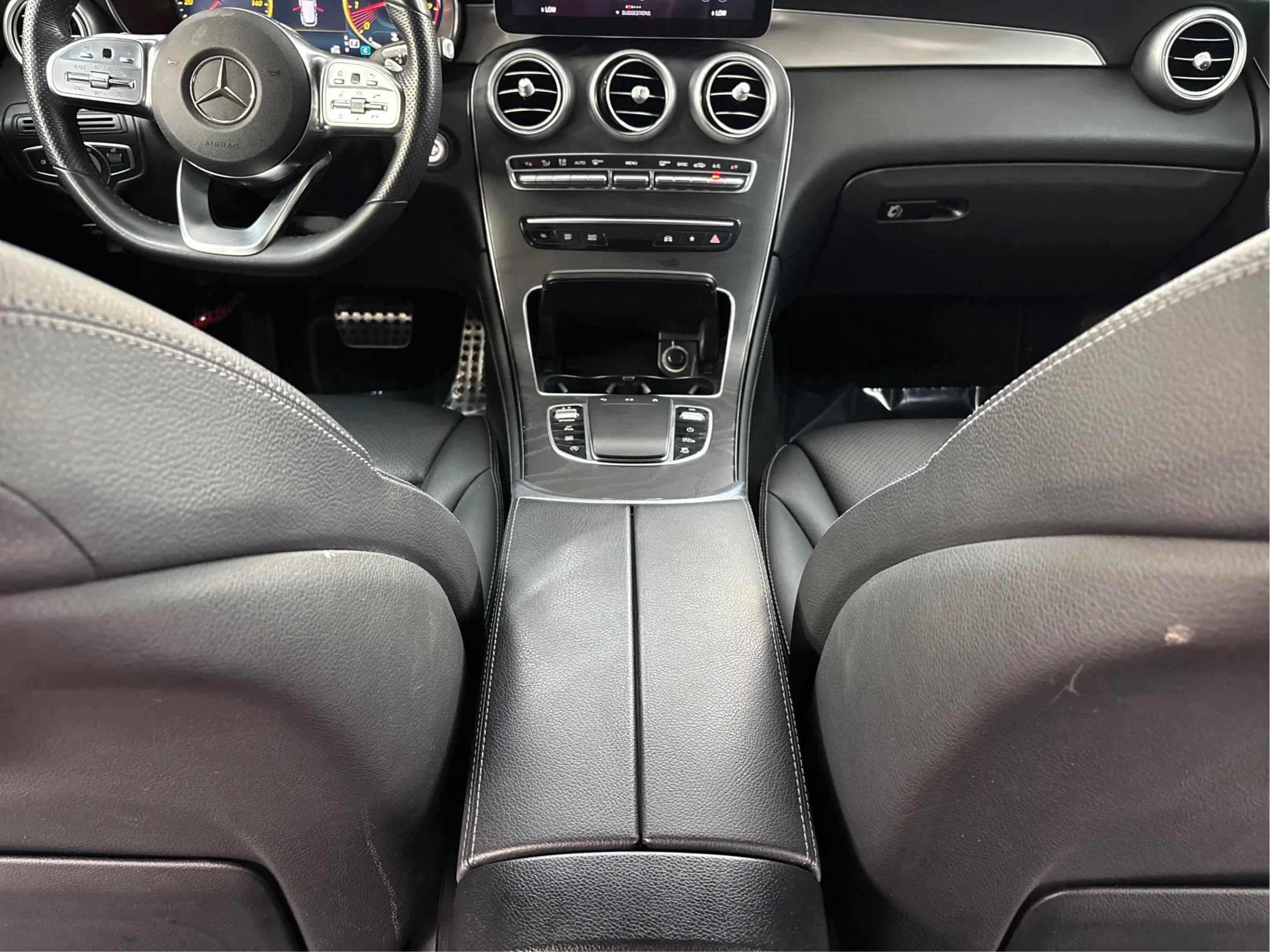 Used 2021 Mercedes-Benz GLC 300 4MATIC image 22