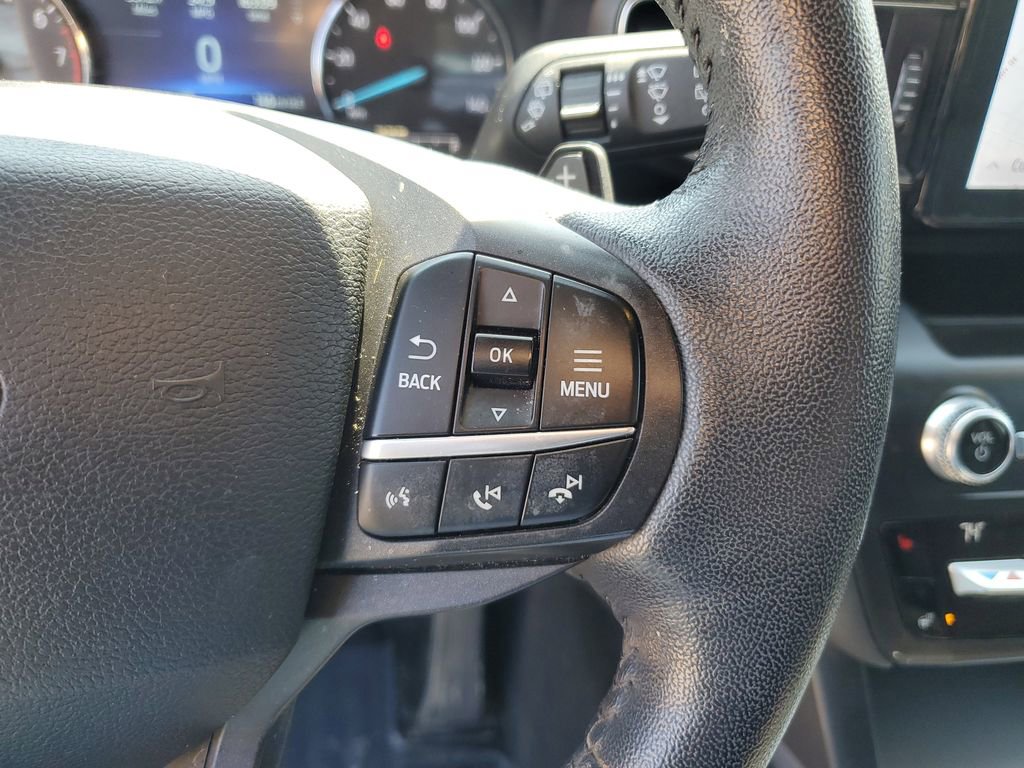 Used 2020 Ford Explorer XLT w/ Equipment Group 202A AWD/4WD image 22