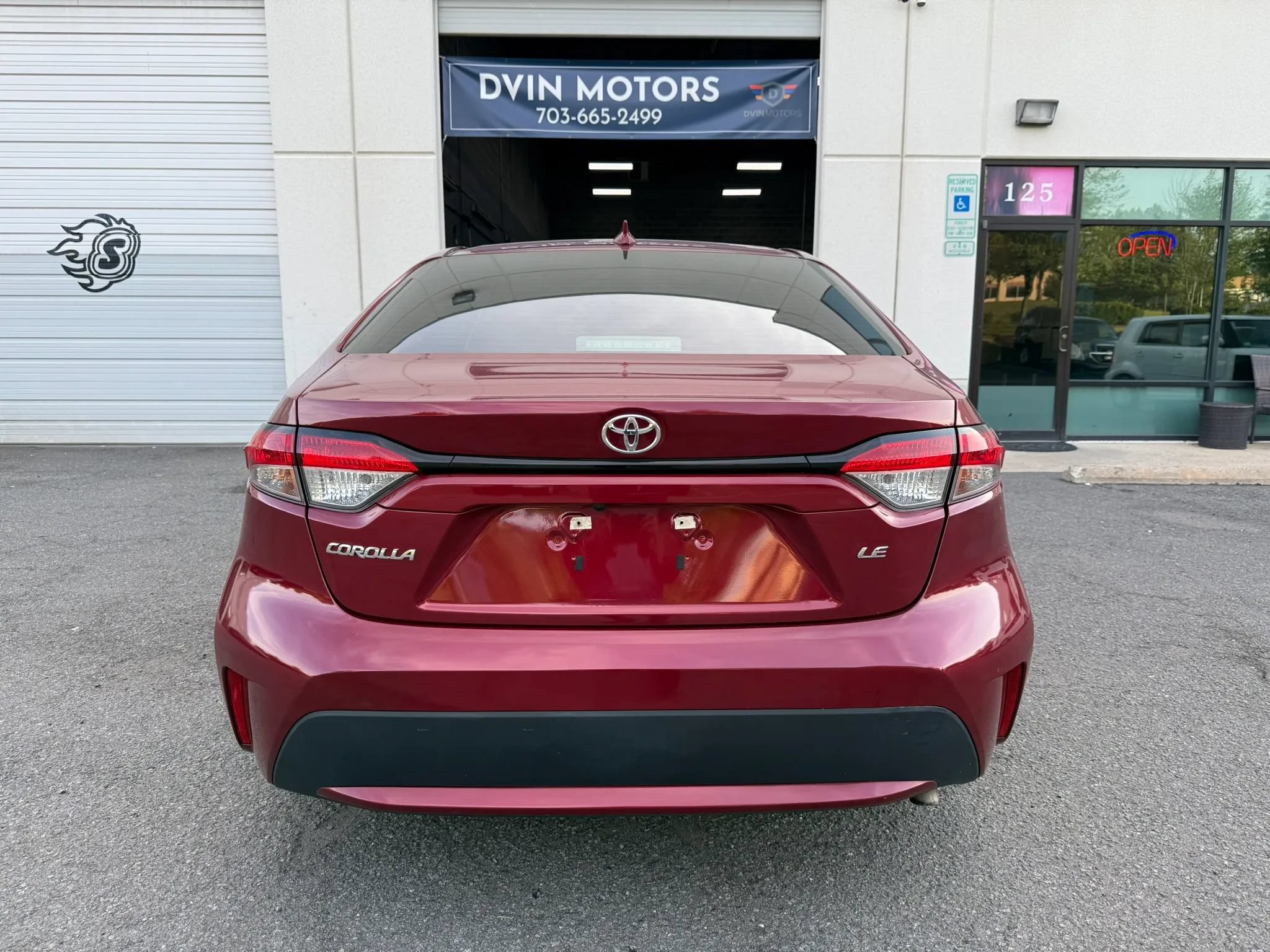 Used 2022 Toyota Corolla LE FWD image 13