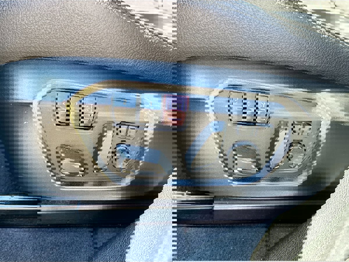 Used 2017 BMW X4 M40i image 21