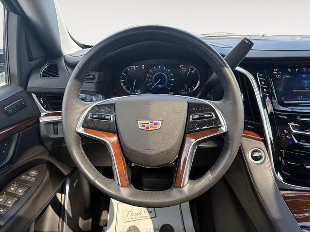 Used 2020 Cadillac Escalade Luxury AWD/4WD image 12