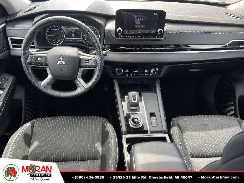 Used 2022 Mitsubishi Outlander ES AWD/4WD image 14