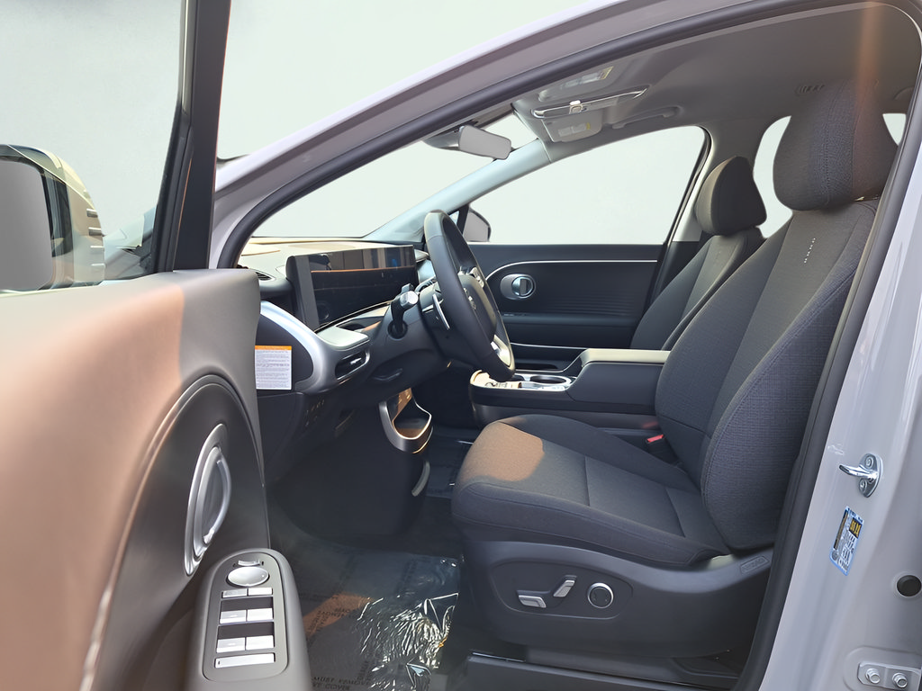 New 2026 Hyundai Ioniq 9 SE AWD/4WD image 11