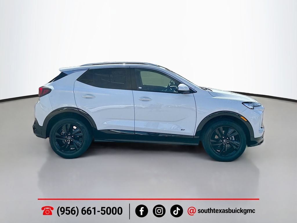 Used 2026 Buick Encore GX Sport Touring w/ Advanced Technology Package FWD image 9