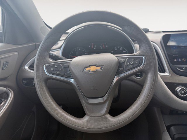 Used 2021 Chevrolet Malibu LS FWD image 10
