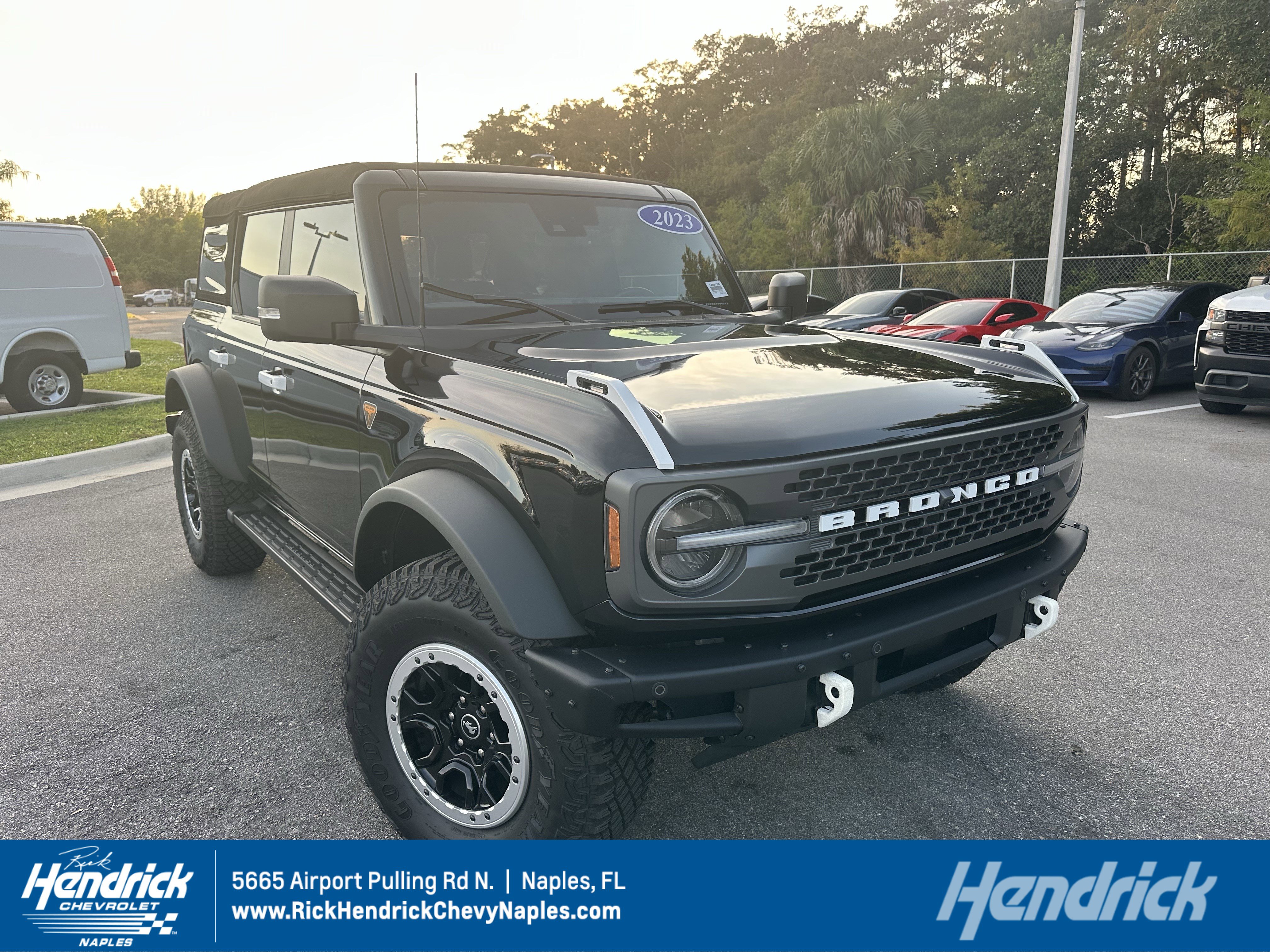 Used 2023 Ford Bronco Badlands image 1