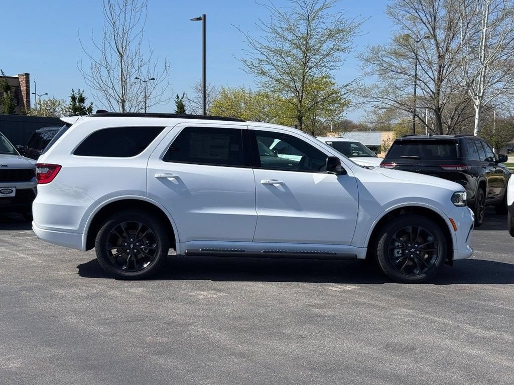 New 2026 Dodge Durango GT w/ Blacktop Package AWD/4WD image 2