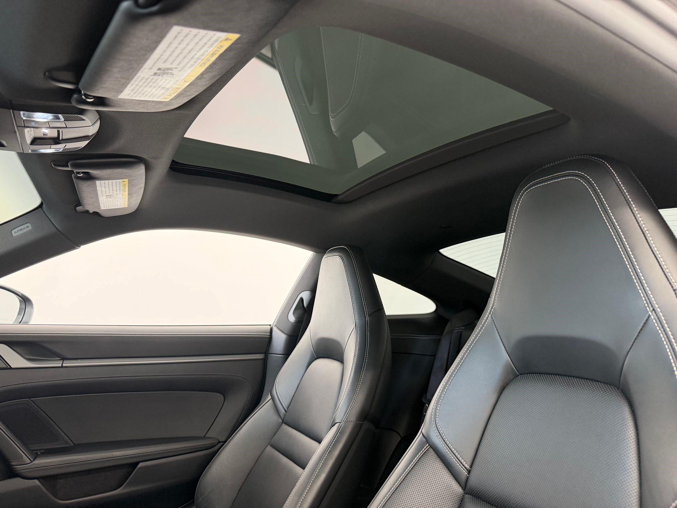 Certified 2025 Porsche 911 Carrera RWD image 25
